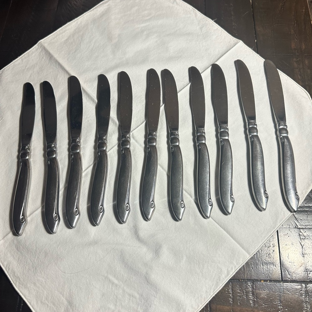 ONEIDA ONEIDACRAFT PREMIER WM A ROGERS SHORELINE STAINLESS FLATWARE 10 Knives